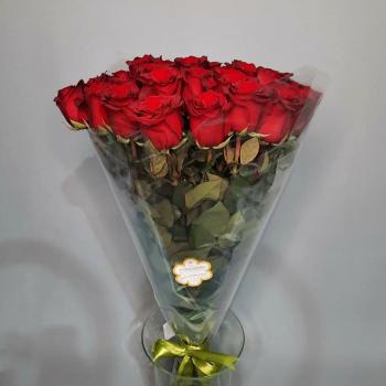 25 алых роз (80 см)